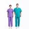 Les uniformes jetables médicaux frottent des costumes pour le personnel hospitalier