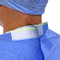 Robe chirurgicale jetable non tissée renforcée avec l'hôpital stérile de serviette de main